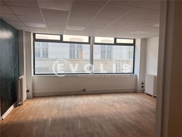 Bureau vente à Paris 14e Arrondissement, Paris