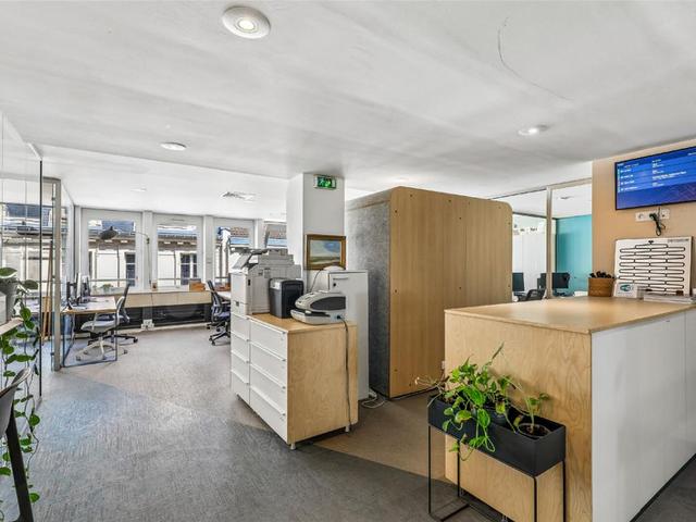 Bureau vente à Paris 8e Arrondissement, Paris