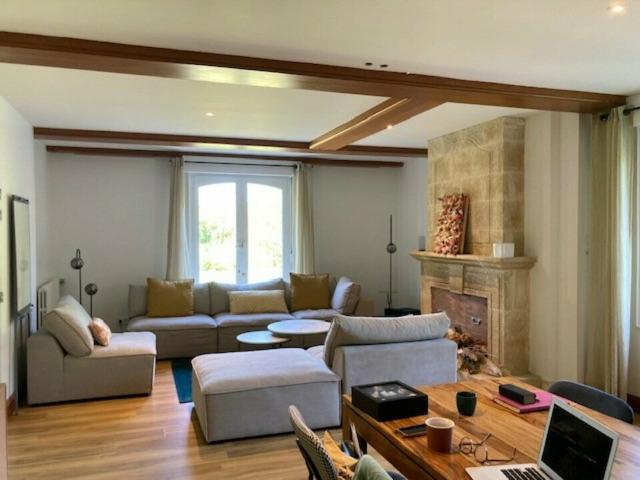 Bureau vente à Quimper, Bretagne