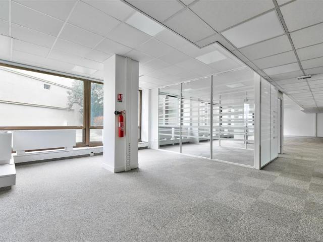 Bureau vente à Nanterre, Saint-cloud