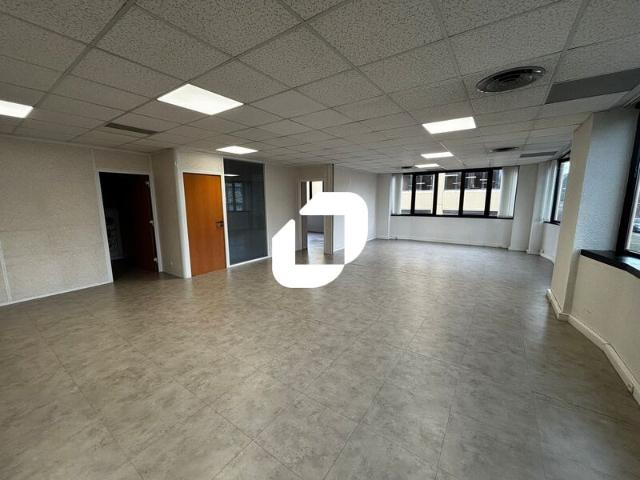 Bureau vente à Lyon, Métropole de Lyon
