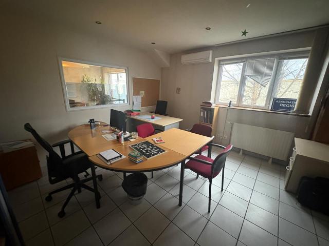 Bureau vente à Lyon, Métropole de Lyon