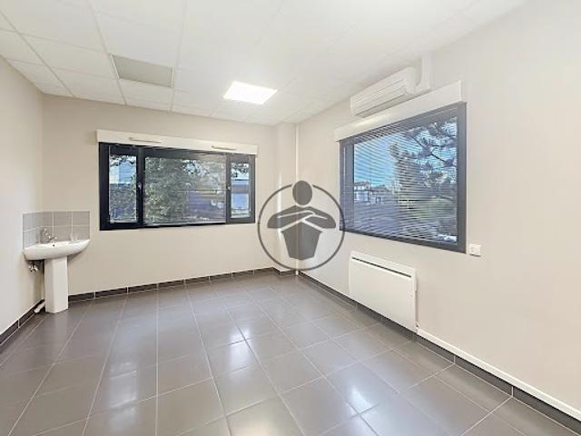 Bureau vente à Saint-Quentin, Saint-quentin