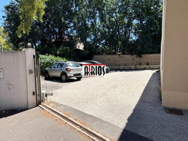Bureau vente à Arrondissement de Toulon, Six-fours-les-plages