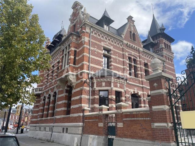 Bureau vente à Valenciennes