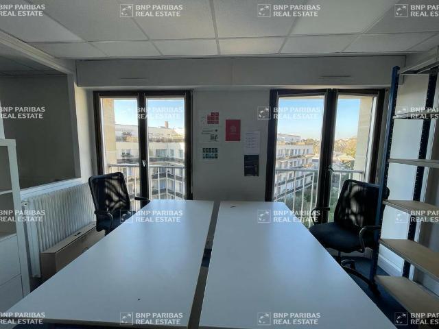 Bureau vente à Versailles