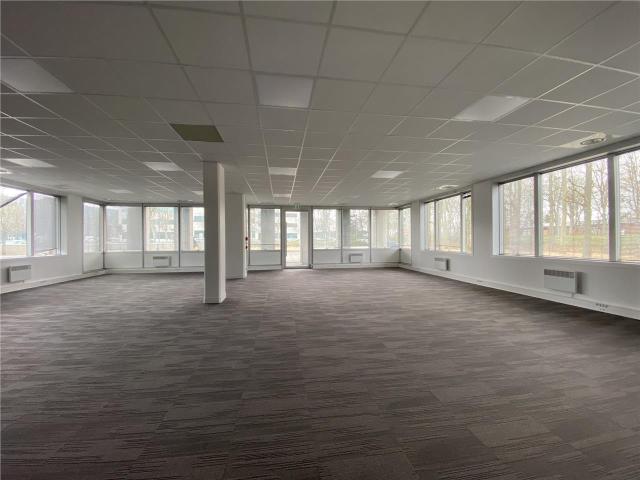 Bureau vente à Le Raincy, Villepinte