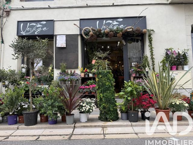 Local Commercial vente à Écusson, Nîmes