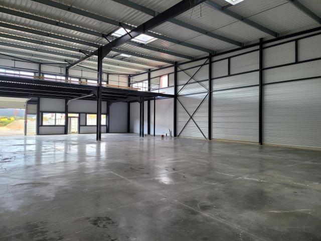 Local Commercial vente à Pontoise, Persan