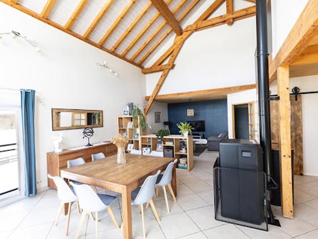 Maison vente à Saint-Claude, Longchaumois