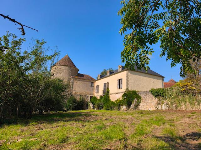 Château vente à Château-Chinon (Ville), Moulins-engilbert