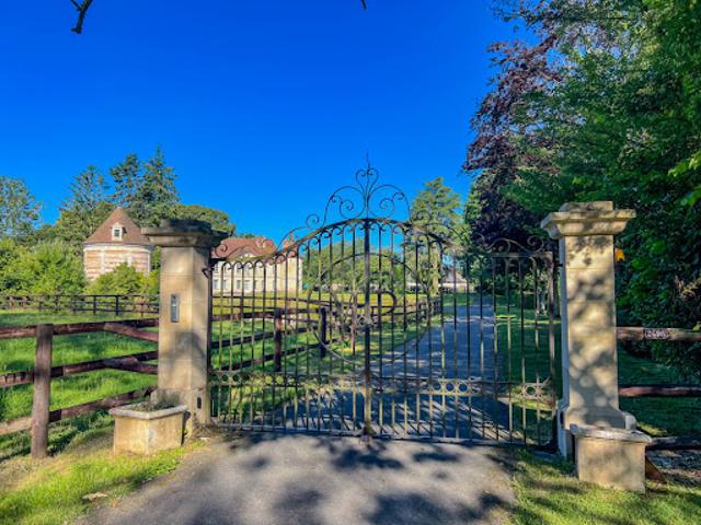 Château vente à Lisieux, Livarot