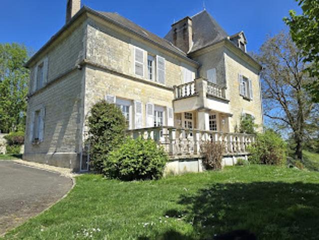Château vente à Laon, Chamouille
