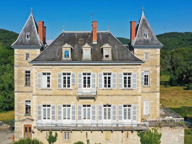Château vente à La Tour-du-Pin, Crémieu