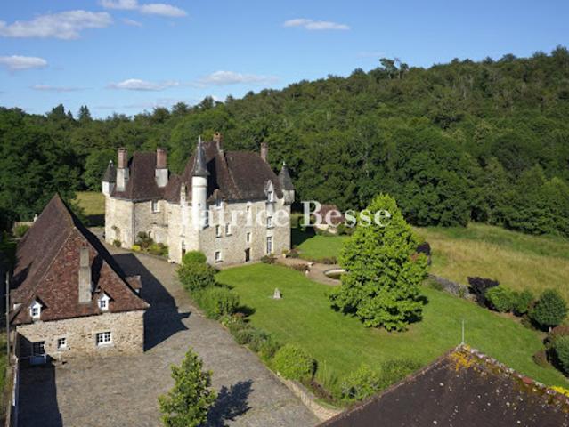 Château vente à France métropolitaine, Thiviers