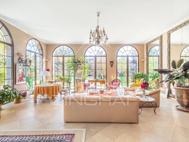 Château vente à France métropolitaine, Bourg-en-bresse