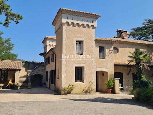 Château vente à Forcalquier, Pierrevert