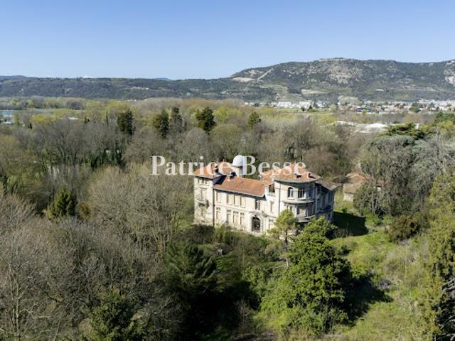 Château vente à Valence