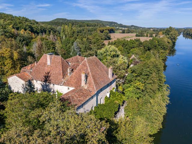 Château vente à Villeneuve-sur-Lot, Penne-d'agenais