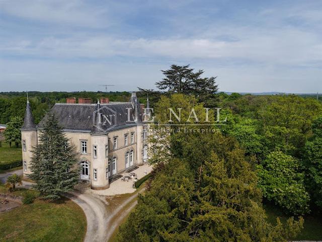 Château vente à Laval