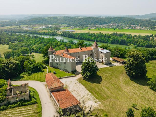 Château vente à France métropolitaine, Bourg-en-bresse