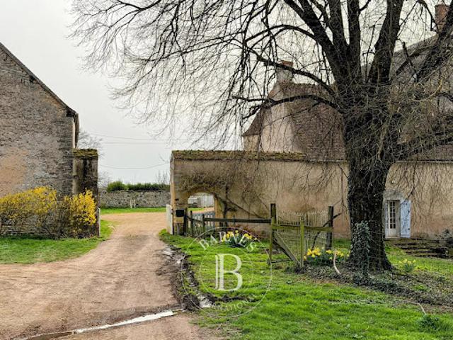 Château vente à Les Quartiers, Bazolles