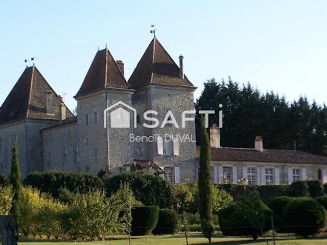 Château vente à Grézet-cavagnan