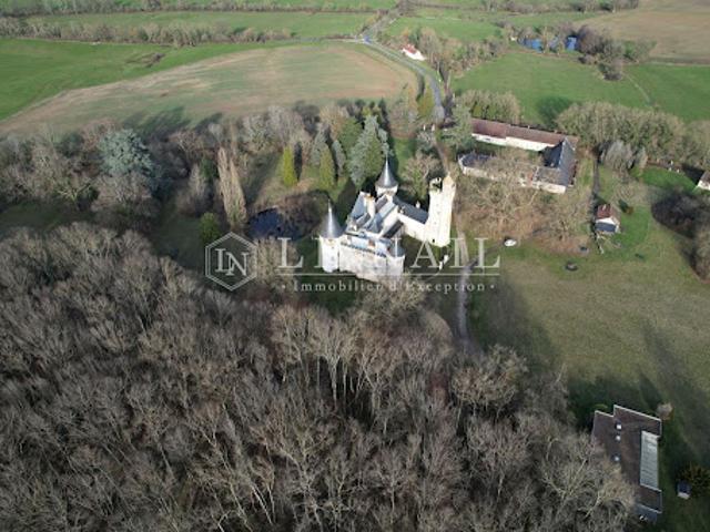 Château vente à Saint-Amand-Montrond, Sancoins