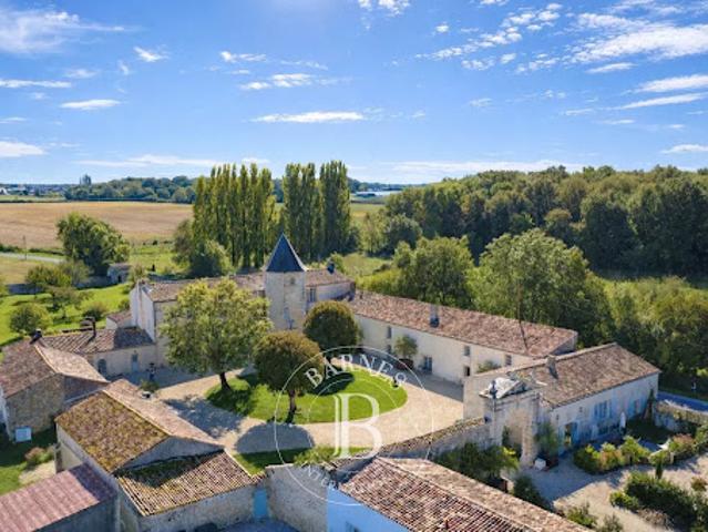 Château vente à Rochefort, Royan