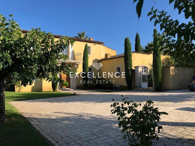 Château vente à Arrondissement de Draguignan, Cogolin