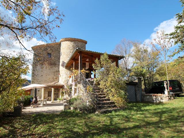 Château vente à Villefranche-le-Château, Drôme