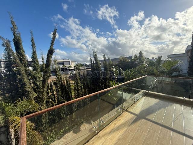 Villa vente à Bouskoura, Gharb-Chrarda-Beni Hssen