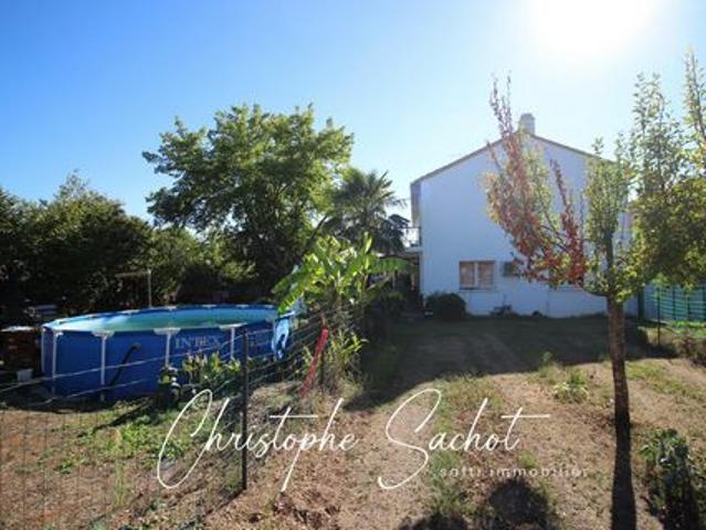 Villa vente à La Garenne, Arçais