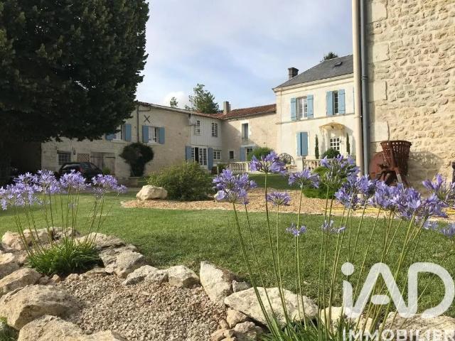 Maison vente à Saint-Jean-d'Angély, Courcelles