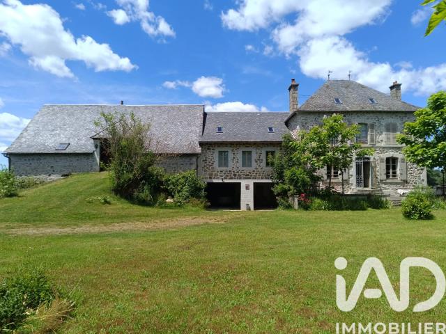 Maison vente à Mauriac, Vebret