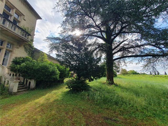 Local Commercial vente à Libourne, Arveyres