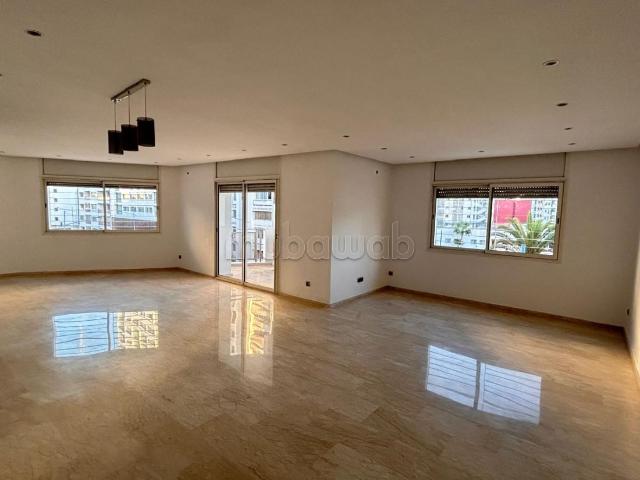 Bureau vente à Anfa, Gharb-Chrarda-Beni Hssen