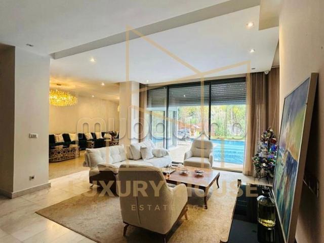 Villa vente à Bouskoura, Gharb-Chrarda-Beni Hssen