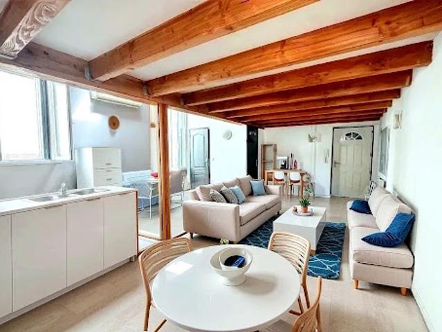 Duplex vente à France métropolitaine, Nîmes