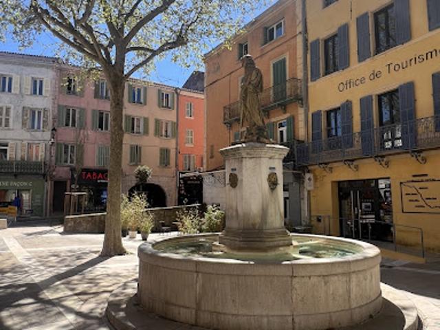 Duplex vente à Arrondissement de Toulon, Solliès-pont