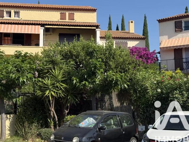 Duplex vente à Arrondissement de Toulon, Carqueiranne