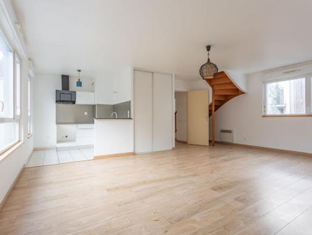Duplex vente à Évry, Crosne