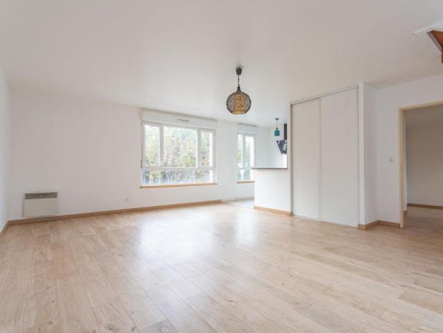 Duplex vente à Évry, Crosne