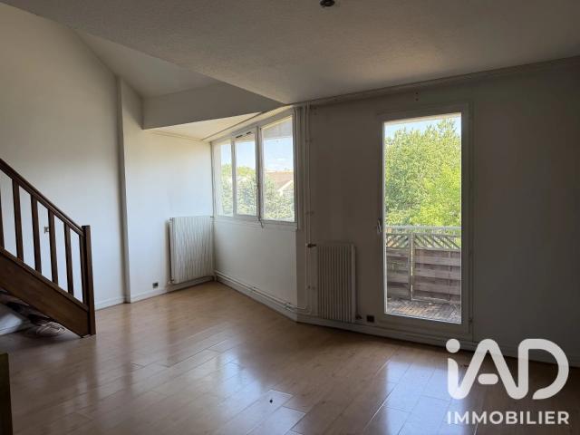 Duplex vente à Le Canal, Évry-Courcouronnes