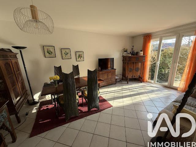Duplex vente à Évry, Tigery