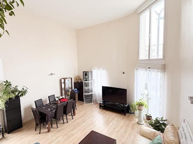 Duplex vente à Saint-Denis, Stains