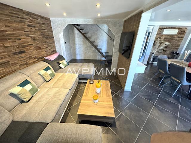 Duplex vente à Arrondissement de Toulon, Saint-cyr-sur-mer