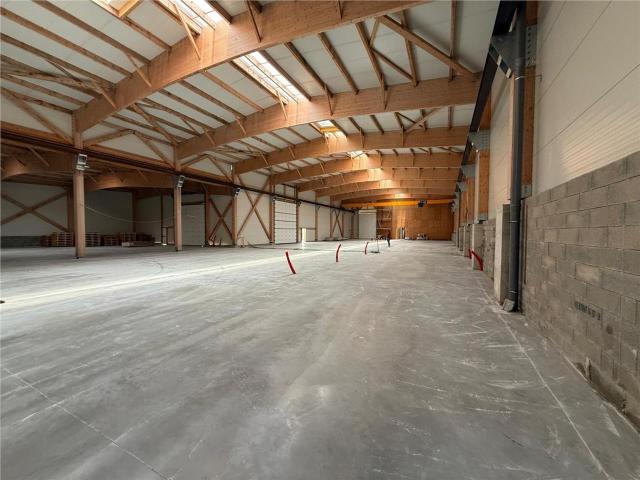 Local Commercial vente à Bordeaux, Bassens