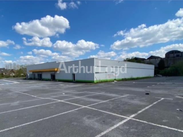 Local Commercial vente à Douai, Aniche