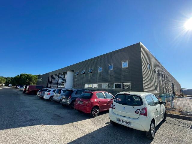 Local Commercial vente à Bordeaux, Blanquefort